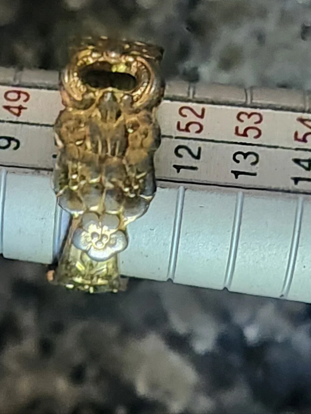 Vtg Oneida Gold Plated Floral Openwork Spoon Ring